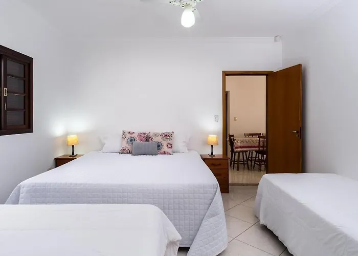 Casa Ampla E Arejada, Com Piscina E Churrasqueira - 03 Dormitorios